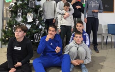 Blagdansko druženje s učenicima iz OŠ Šime Budinića