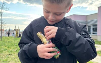 Uskrsna čarolija u školskom dvorištu